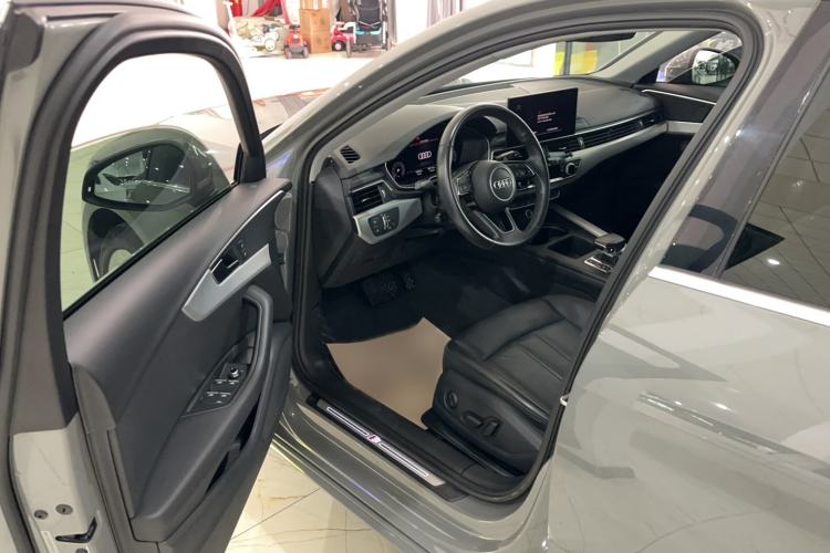 Used Audi A4 2021 Avant Futurist 40 TFSI Stylish and Dynamic Model Interior 2