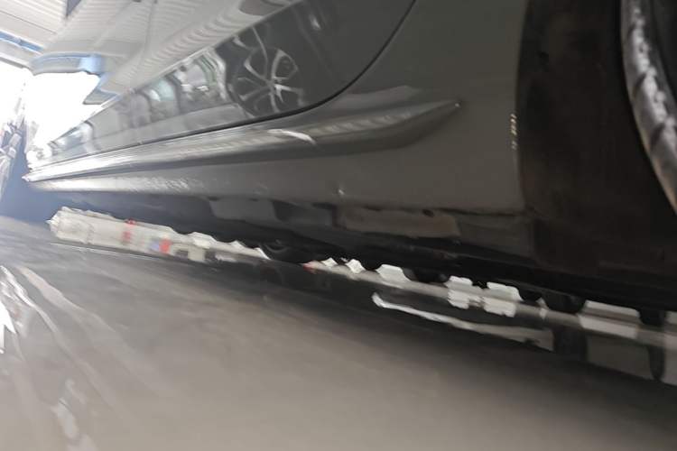 Used Audi A4 2021 Avant 40 TFSI Pioneer Star Edition Left Side Sill