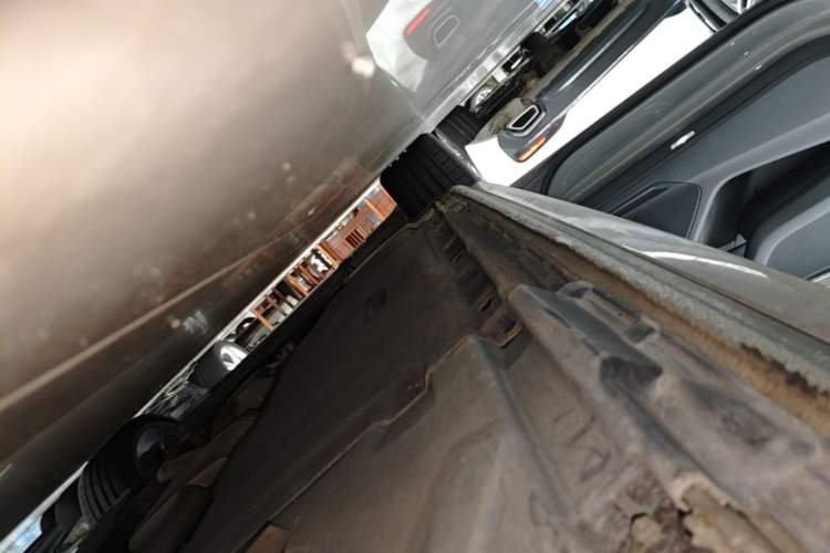 Used Audi A4 2021 Avant 40 TFSI Pioneer Star Edition Left Side Sill