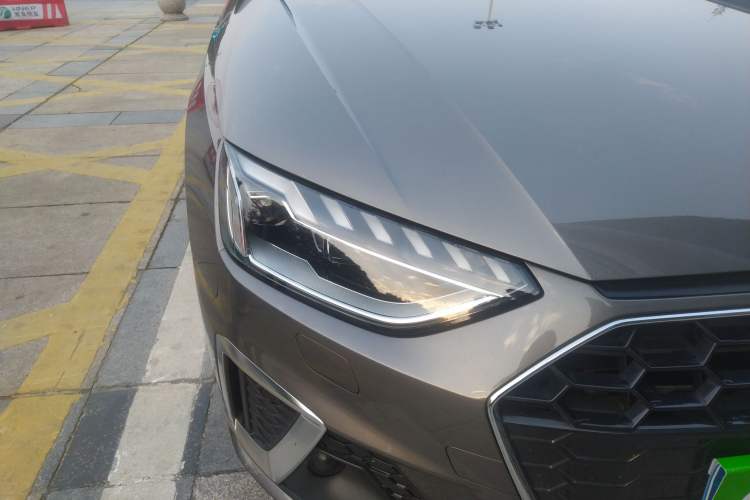 Used Audi A4 2021 Avant Futurist 40 TFSI Stylish and Dynamic Model Right Front Headlight