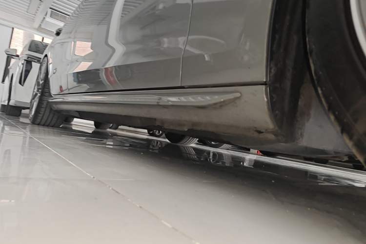 Used Audi A4 2021 Avant 40 TFSI Pioneer Star Edition Right Side Sill