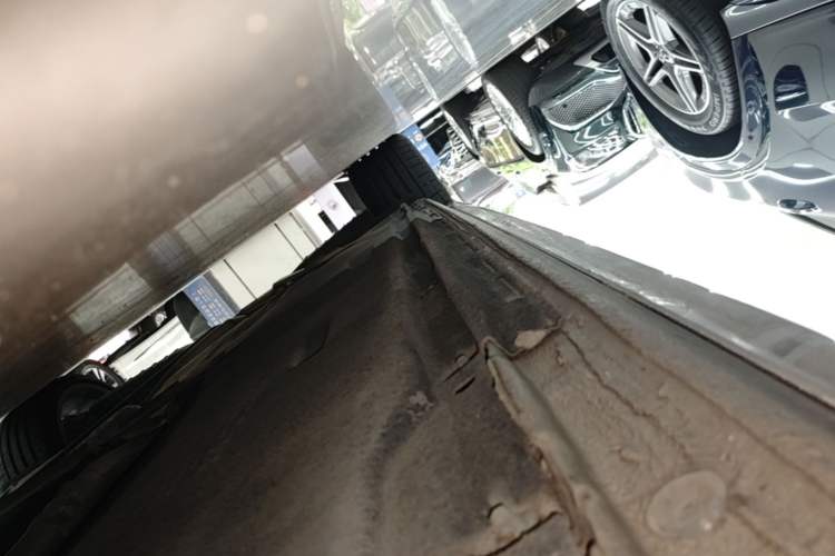 Used Audi A4 2021 Avant 40 TFSI Pioneer Star Edition Right Side Sill