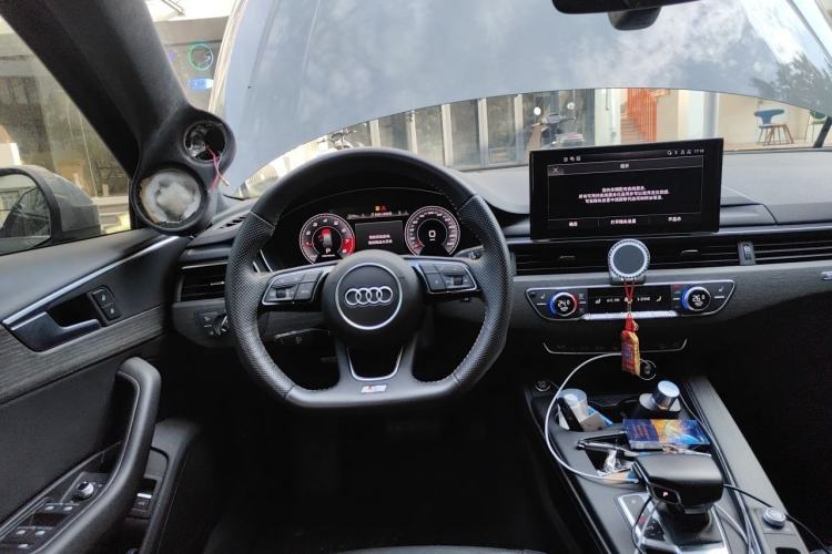 Used Audi A4 2021 allroad quattro Explorer Edition Steering Wheel