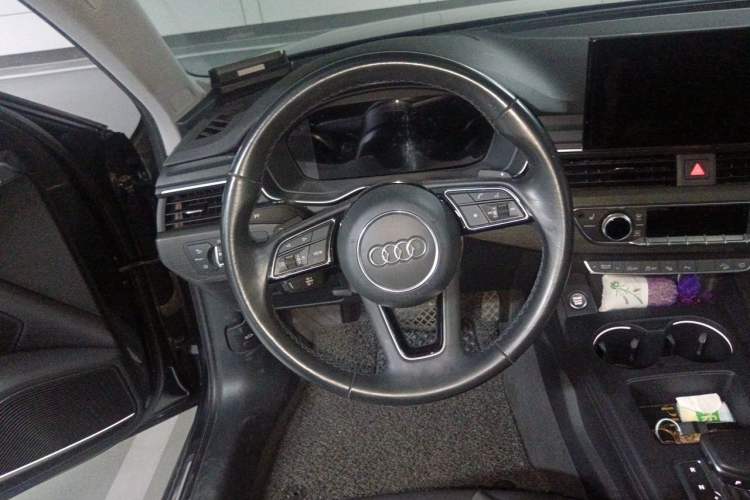 Used Audi A4 2021 allroad quattro Explorer Steering Wheel