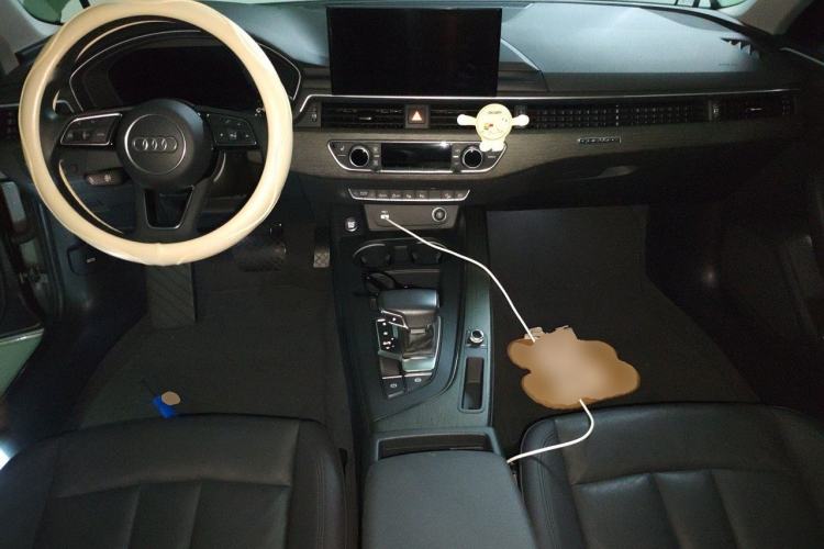 Used Audi A4 2021 allroad quattro Explorer Center Console