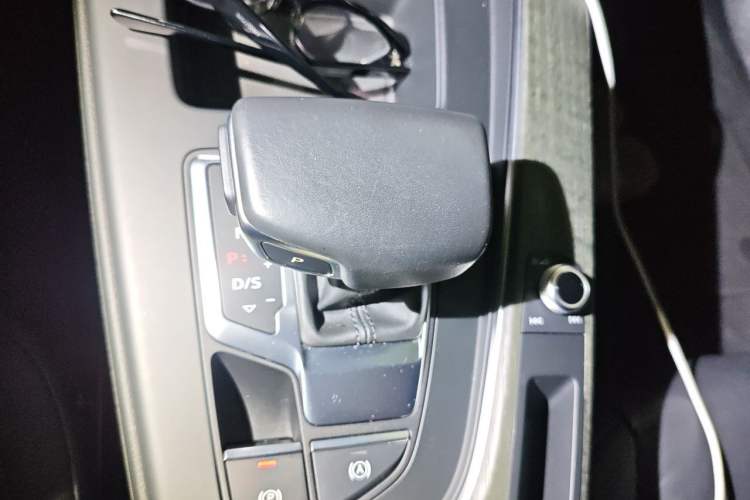 Used Audi A4 2021 allroad quattro Explorer Gear Lever