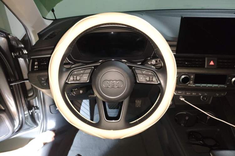 Used Audi A4 2021 allroad quattro Explorer Steering Wheel