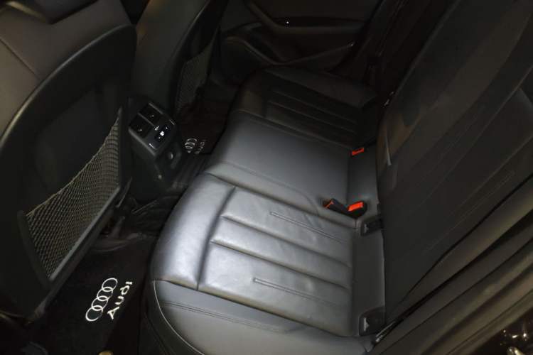 Used Audi A4 2021 Avant Avant-garde 40 TFSI Stylish and Elegant Model Left Rear Seat