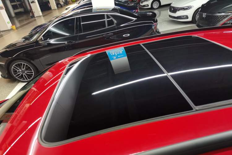 Used Audi A4 2021 Avant Avant-garde 40 TFSI Stylish and Elegant Model Roof
