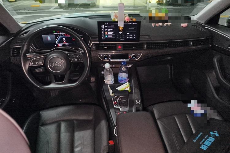 Used Audi A4 2021 Avant 40 TFSI Pioneer Star Edition Center Console