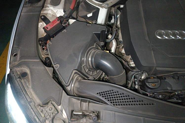 Used Audi A4 2021 Avant Avant-garde 40 TFSI Stylish and Elegant Model Engine Bay Right