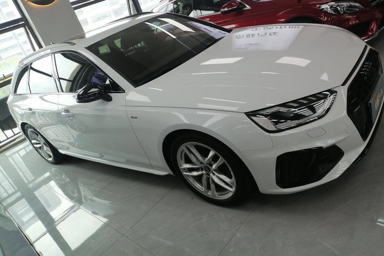 Used Audi A4 2021 Avant Futurist 40 TFSI Luxury Dynamic Model Exterior 2