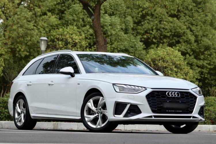 Used Audi A4 2021 Avant Futurist 40 TFSI Stylish and Dynamic Model Exterior 2