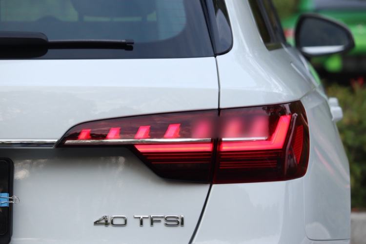 Used Audi A4 2021 Avant Futurist 40 TFSI Stylish and Dynamic Model Exterior 4
