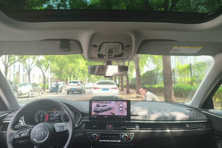 Used Audi A4 2021 Avant 40 TFSI Pioneer Star Edition Headliner
