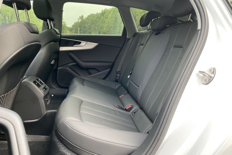Used Audi A4 2021 Avant Futurist 40 TFSI Stylish and Dynamic Model Interior 3