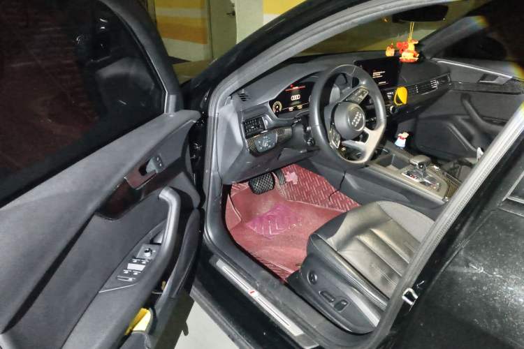 Used Audi A4 2022 Avant 40 TFSI Fashion Dynamic Model Driver Seat