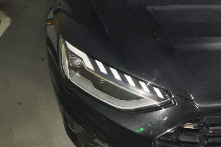 Used Audi A4 2022 Avant 40 TFSI Fashion Dynamic Model Right Front Headlight