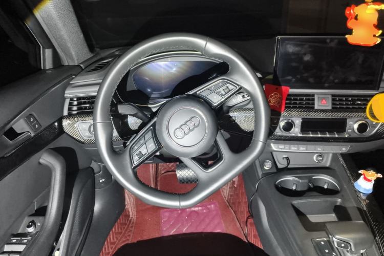 Used Audi A4 2022 Avant 40 TFSI Fashion Dynamic Model Steering Wheel