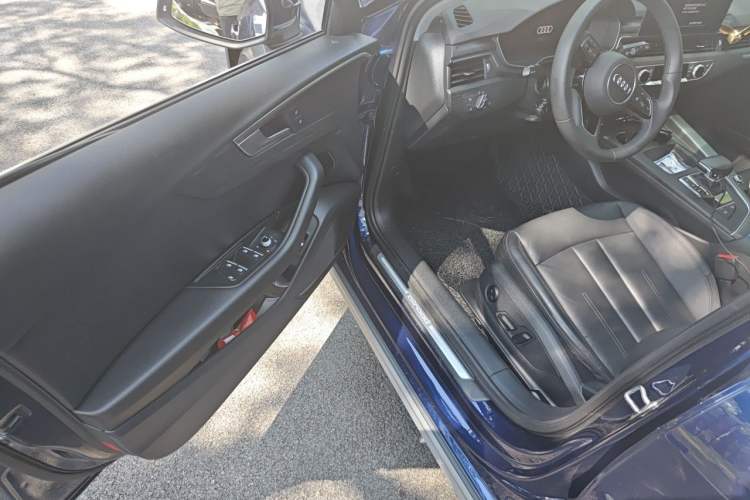 Used Audi A4 2022 allroad quattro Snow Sports Edition Driver Seat