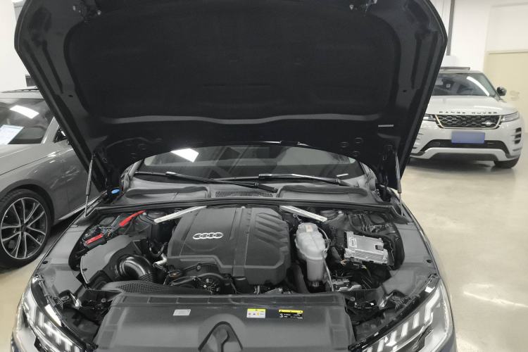 Used Audi A4 2022 Avant 40 TFSI Fashion Dynamic Model Engine Bay