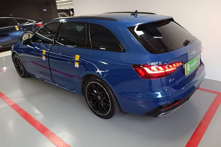 Used Audi A4 2022 Avant 40 TFSI Luxury Dynamic Model Rear Left 45 Deg