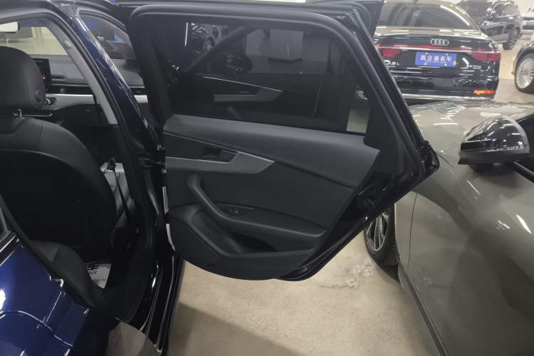Used Audi A4 2022 Avant 40 TFSI Fashion Dynamic Model Right Rear Door Interior