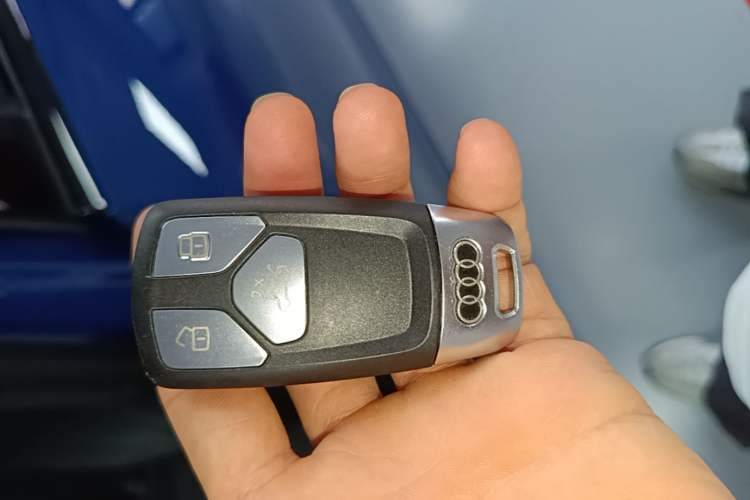 Used Audi A4 2022 Avant 40 TFSI Luxury Dynamic Model Vehicle Key