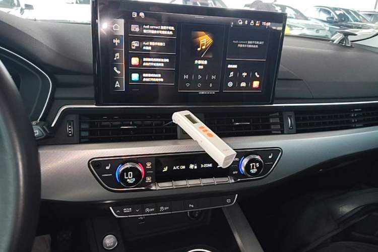 Used Audi A4 2022 Avant 40 TFSI Fashion Dynamic Model Audio And AC Panel