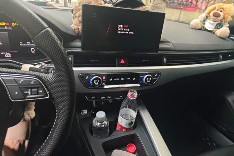 Used Audi A4 2022 Avant 40 TFSI Fashion Dynamic Model Audio And AC Panel