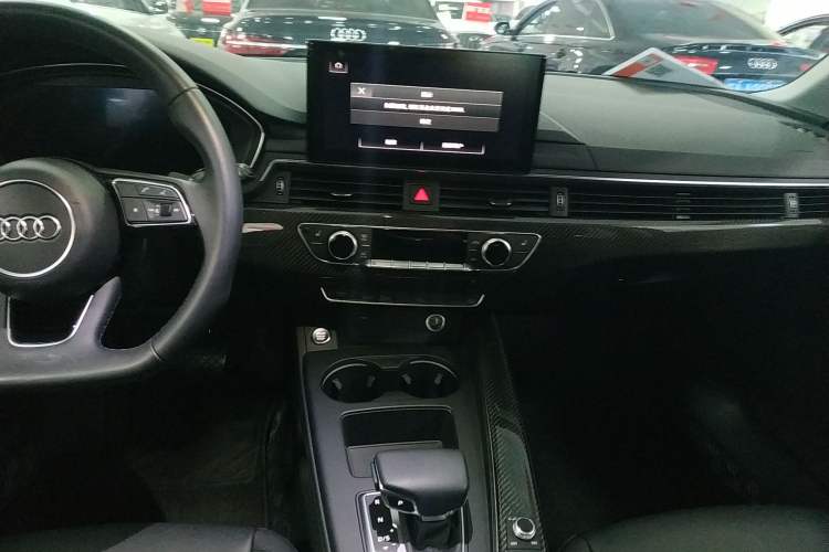 Used Audi A4 2022 Avant 40 TFSI Fashion Dynamic Model Audio And AC Panel