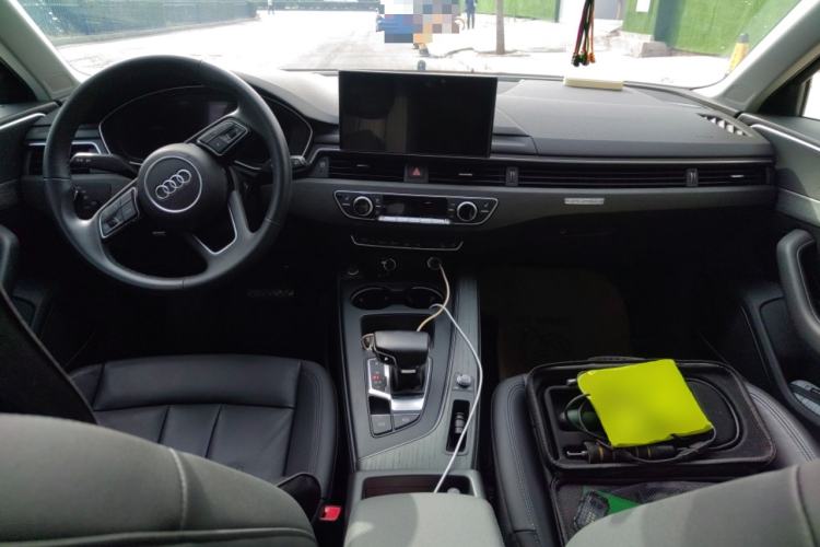 Used Audi A4 2022 allroad quattro Center Console