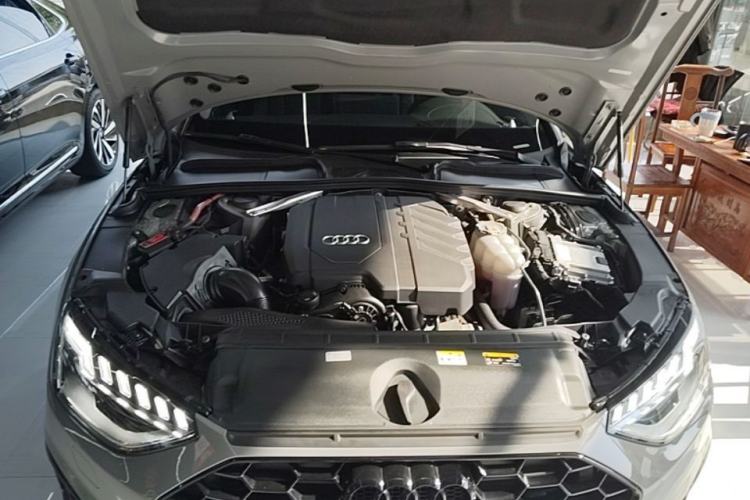 Used Audi A4 2022 Avant 40 TFSI Fashion Dynamic Model Engine Bay