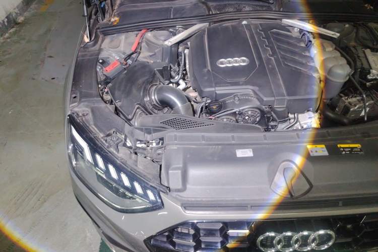 Used Audi A4 2022 Avant 40 TFSI Fashion Dynamic Model Engine Bay Right
