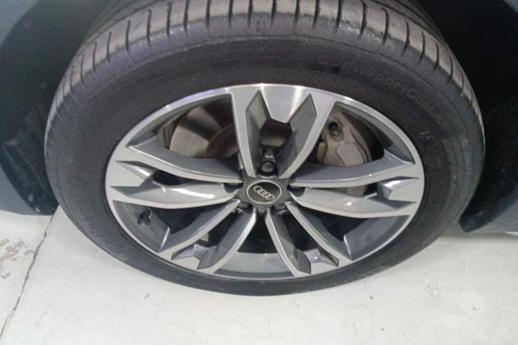 Used Audi A4 2022 allroad quattro Exterior 7