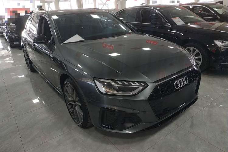 Used Audi A4 2022 Avant 40 TFSI Fashion Dynamic Model Front Right 45 Deg