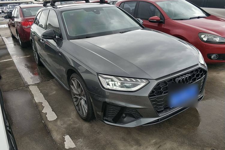 Used Audi A4 2022 Avant 40 TFSI Fashion Dynamic Model Front Right 45 Deg