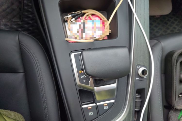 Used Audi A4 2022 allroad quattro Gear Lever