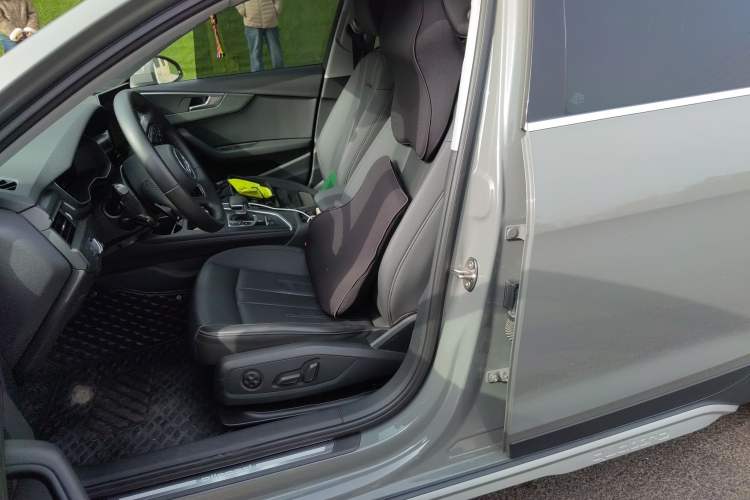 Used Audi A4 2022 allroad quattro Left Front Seat
