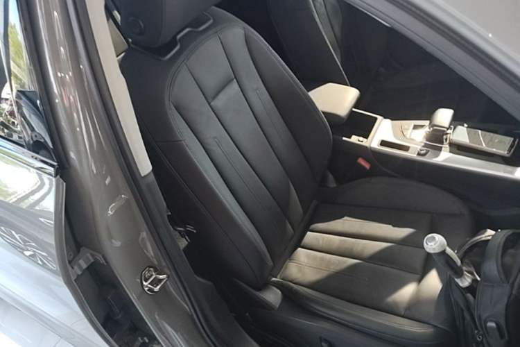 Used Audi A4 2022 Avant 40 TFSI Fashion Dynamic Model Right Front Seat