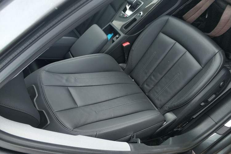 Used Audi A4 2022 Avant 40 TFSI Fashion Dynamic Model Right Front Seat