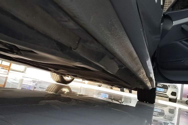 Used Audi A4 2022 Avant 40 TFSI Fashion Dynamic Model Right Side Sill
