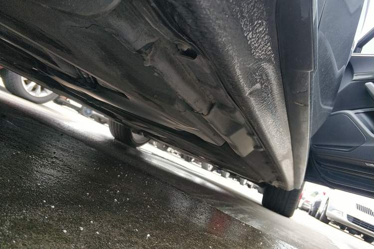 Used Audi A4 2022 Avant 40 TFSI Fashion Dynamic Model Right Side Sill