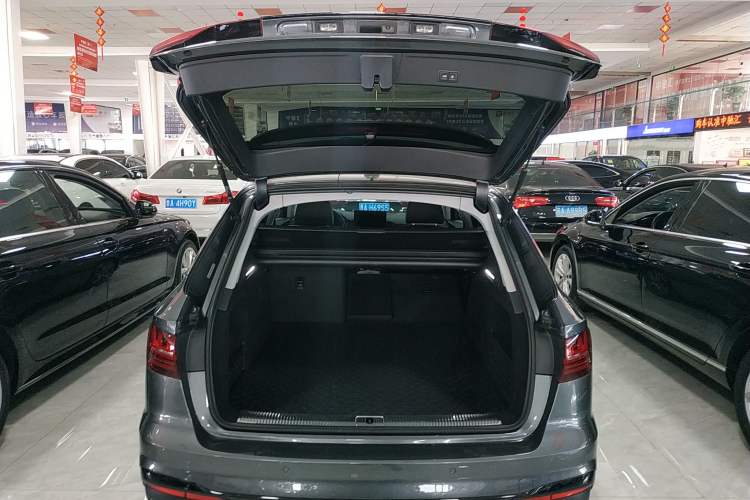 Used Audi A4 2022 Avant 40 TFSI Fashion Dynamic Model Trunk