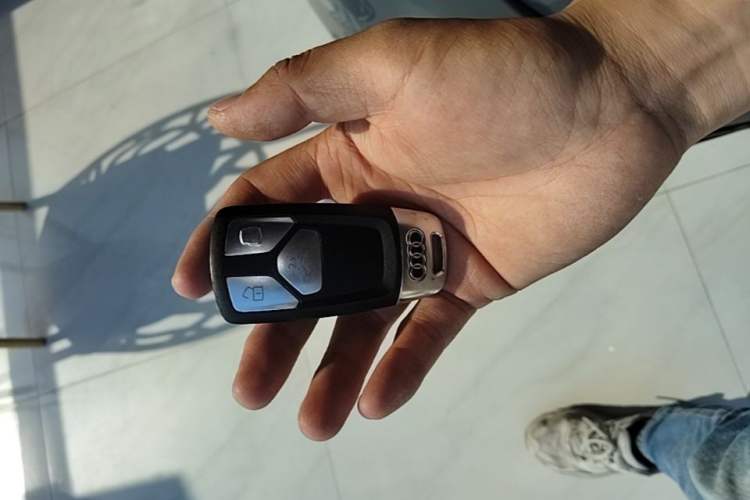 Used Audi A4 2022 Avant 40 TFSI Fashion Dynamic Model Vehicle Key
