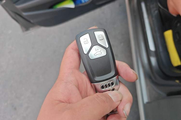 Used Audi A4 2022 allroad quattro Snow Sports Edition Vehicle Key