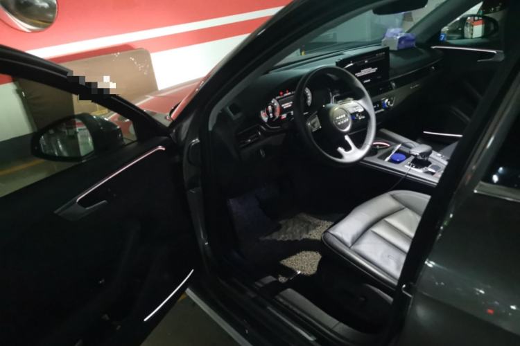 Used Audi A4 2022 allroad quattro Driver Seat