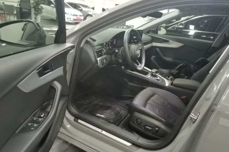 Used Audi A4 2022 Avant 40 TFSI Fashion Dynamic Model Driver Seat
