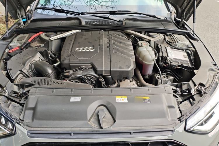 Used Audi A4 2022 Avant 40 TFSI Fashion Dynamic Model Engine Bay