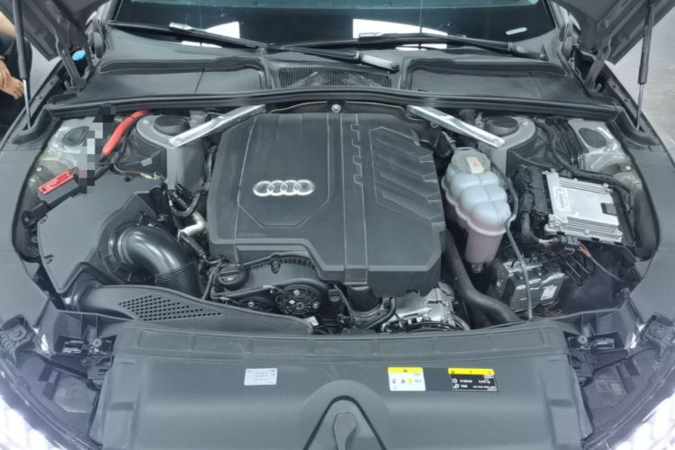 Used Audi A4 2022 Avant 40 TFSI Fashion Dynamic Model Engine Bay